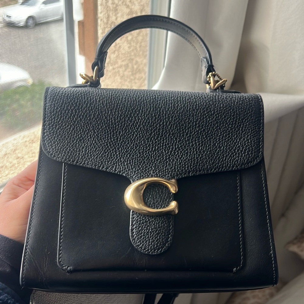 Coach tabby with handle, new used once.
